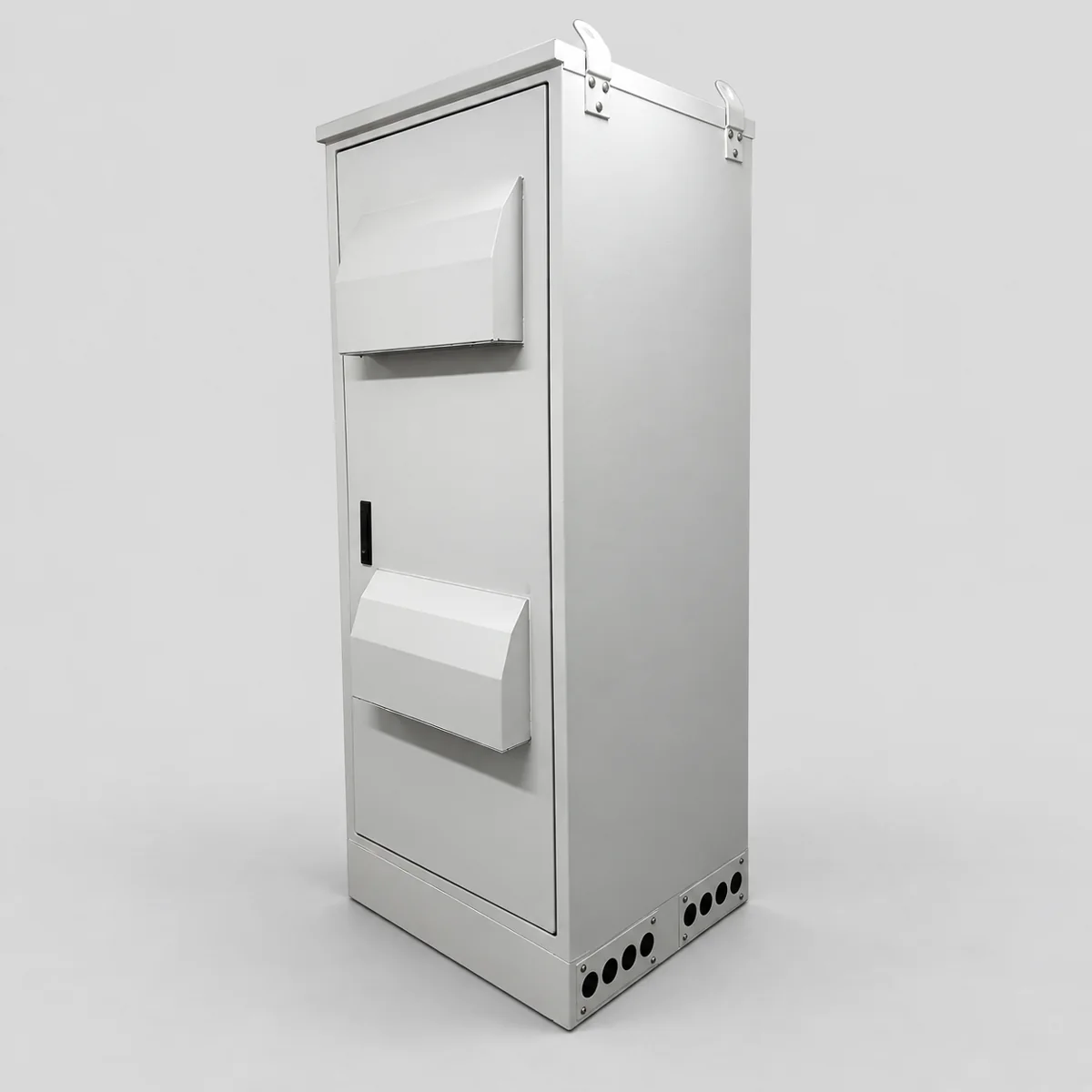 Indoor / outdoor enclosures